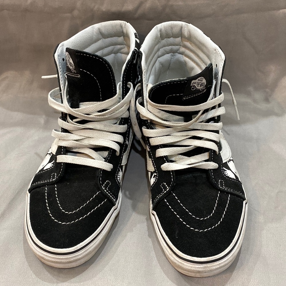 Skull Design Van High-tops